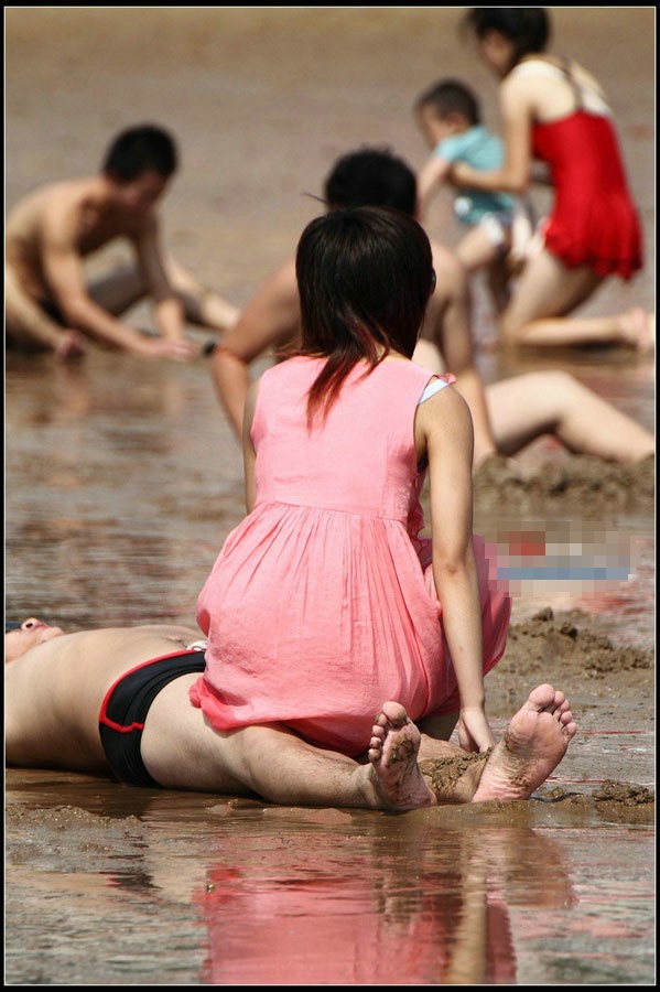 ����ɳ̲���ǶԿ��ŵ����²����գ�ͼ��